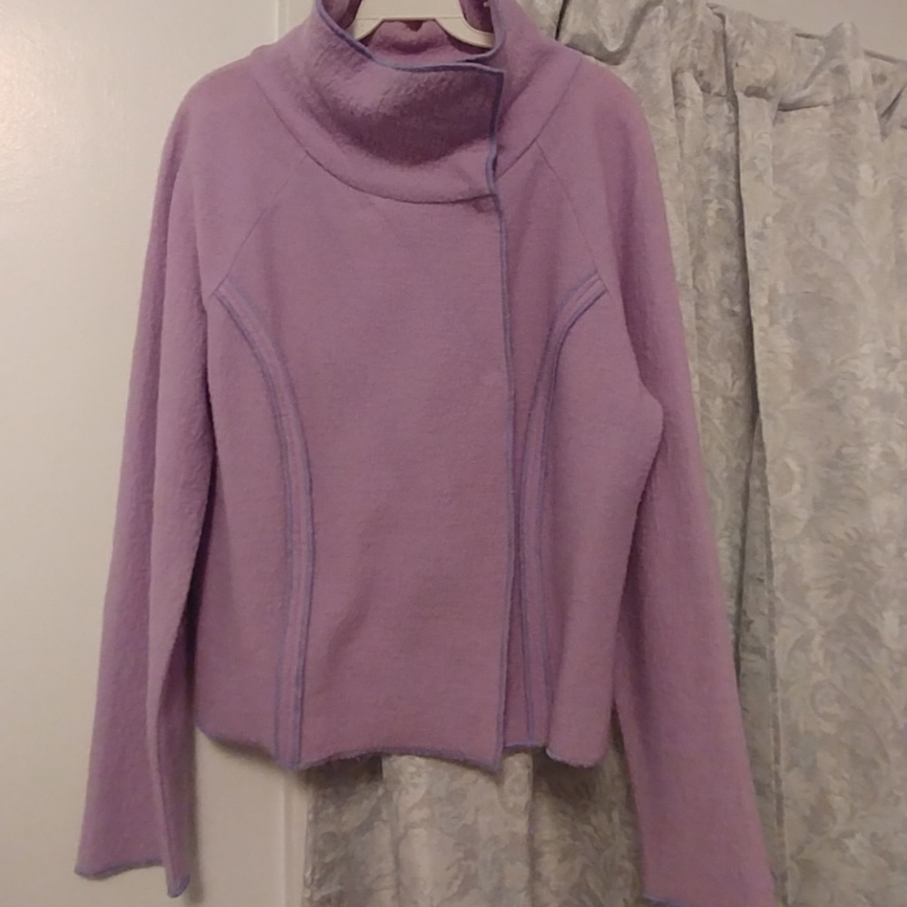 Sweater - Picture 3 of 3